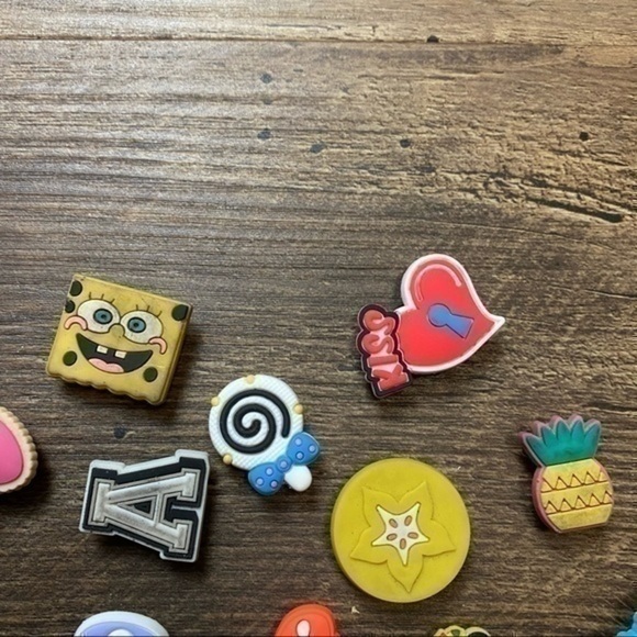 Jibbitz for Crocs Shoes variety pack of jibbitz - Picture 4 of 5